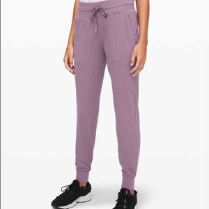 Lululemon Ready to Rulu Pant